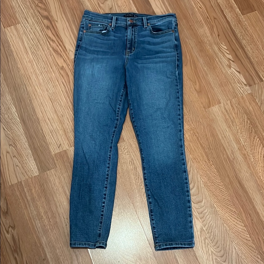 Level 99 Jeans Sz 8/29